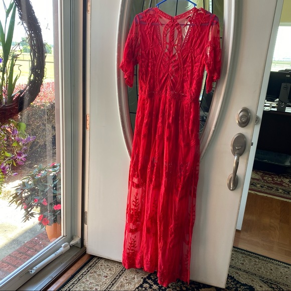 Honeypunch Red Maxi Romper Maxi size Medium - Picture 2 of 5